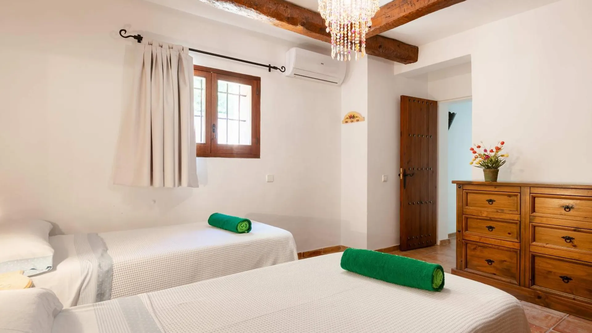 New! Villa Finca Niko - Relax & Panoramic Views Санта-Эулалия-дель-Рио